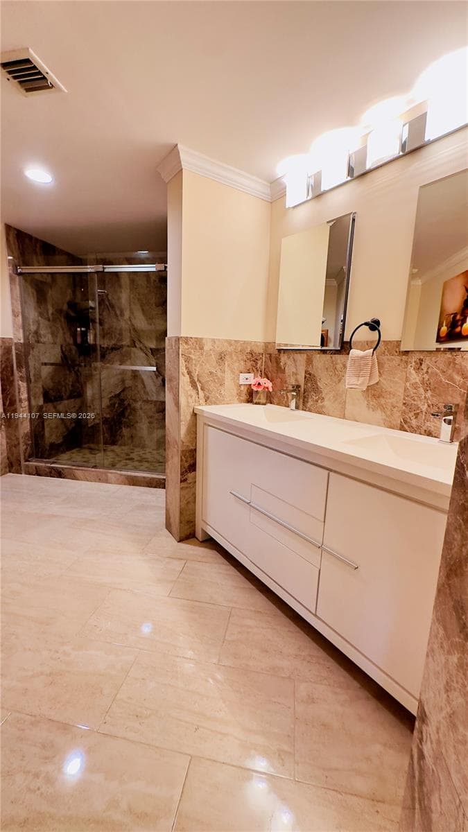 17125 N Bay Rd # 3311, Sunny Isles Beach FL 33160 — 28