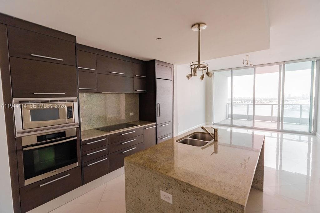 900 Biscayne Blvd # 2705, Miami FL 33132 — 5