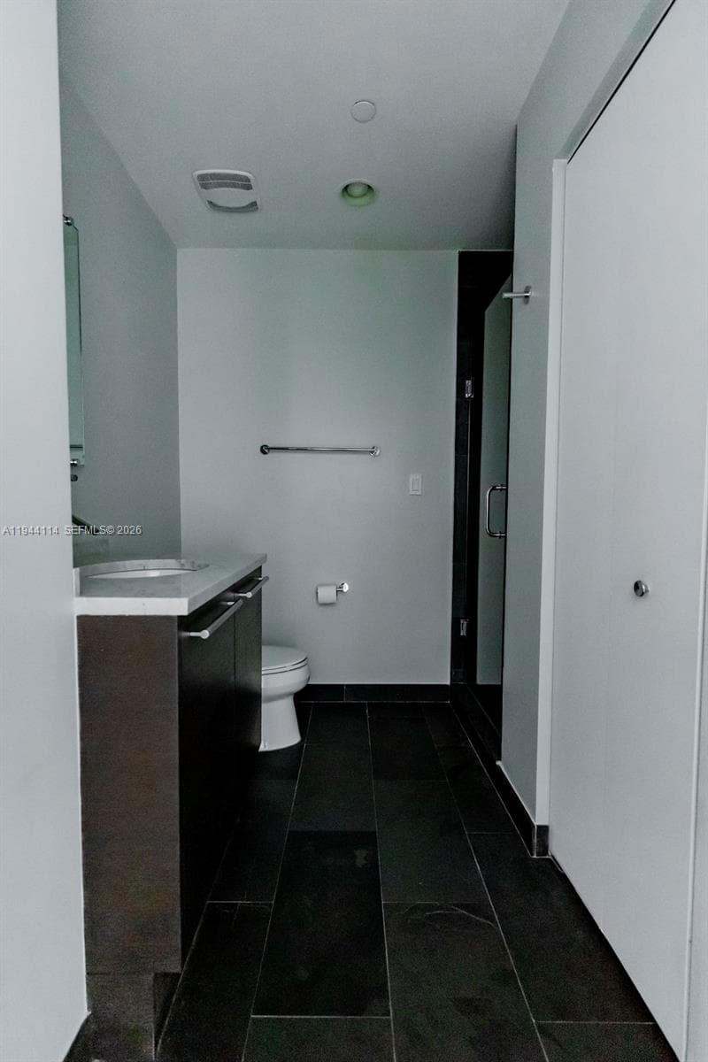 900 Biscayne Blvd # 2705, Miami FL 33132 — 15