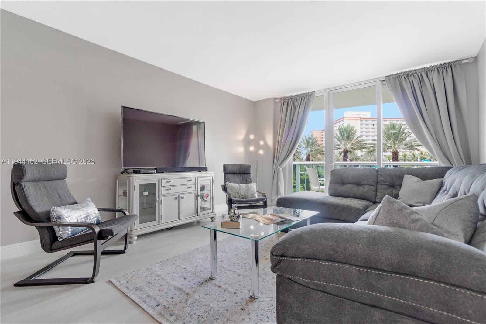 19370 Collins Ave # 227, Sunny Isles Beach FL 33160 — 19
