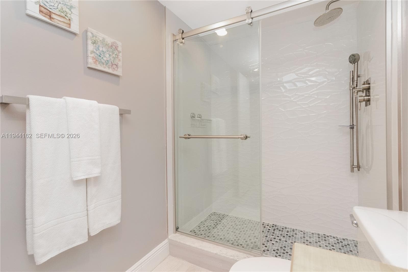 19370 Collins Ave # 227, Sunny Isles Beach FL 33160 — 25