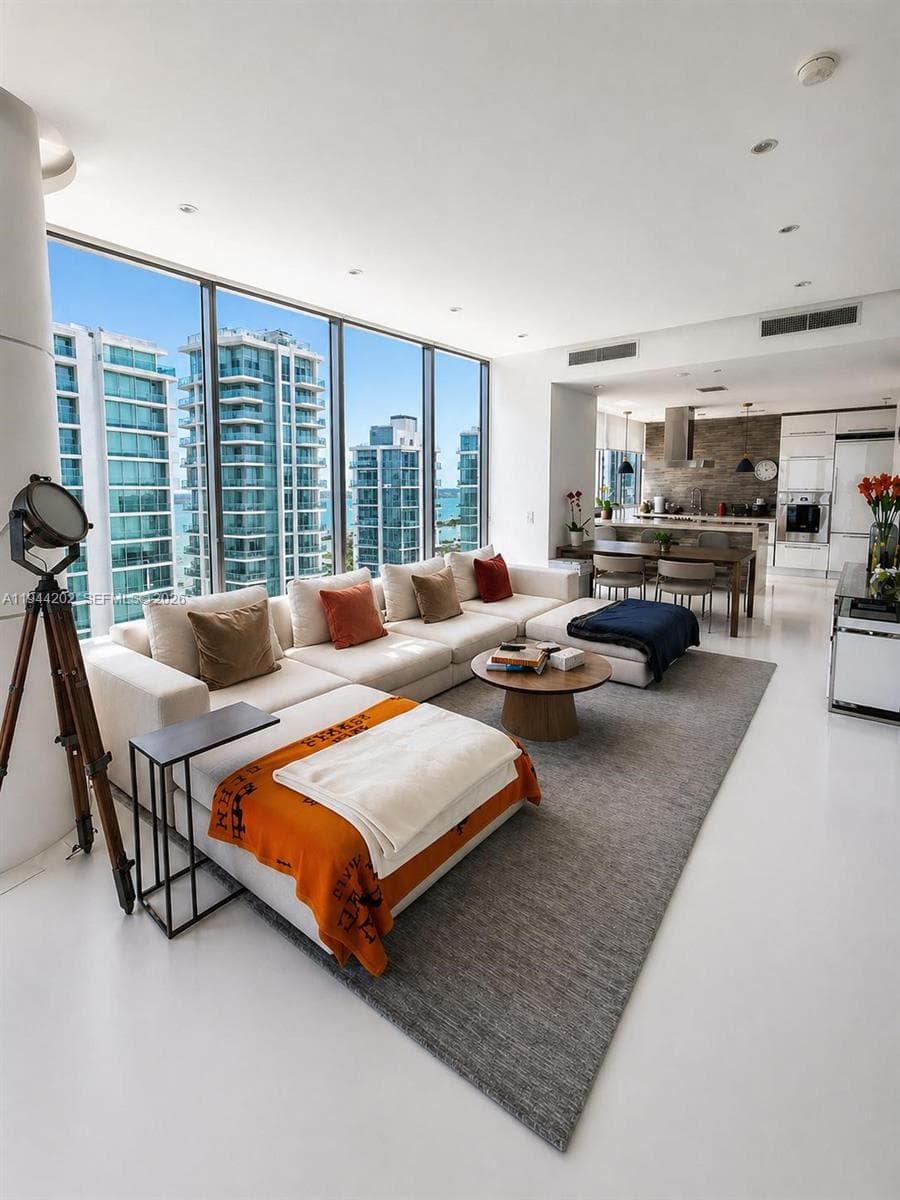 1100 Biscayne Blvd # 4001, Miami FL 33132 — 9