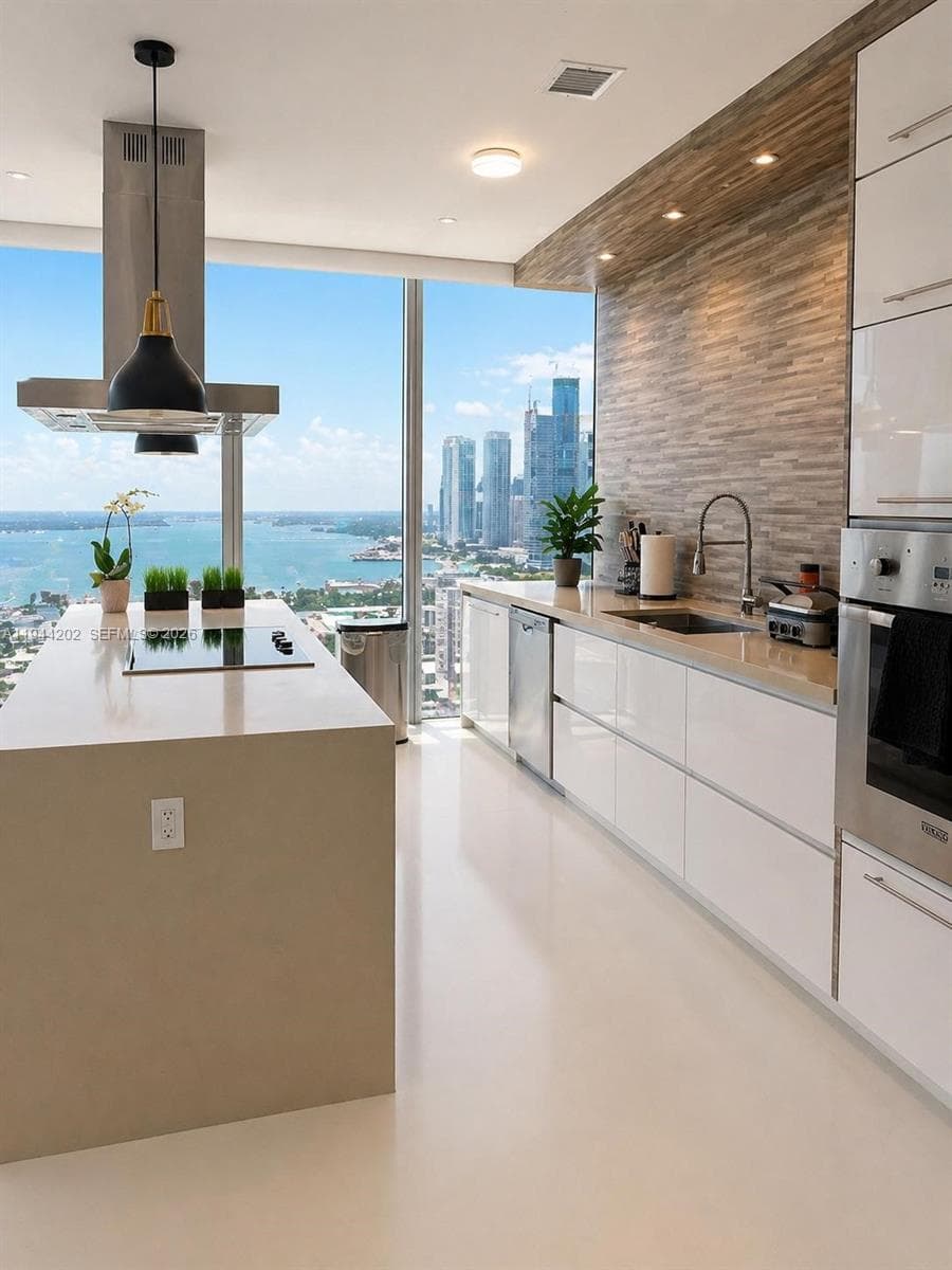 1100 Biscayne Blvd # 4001, Miami FL 33132 — 8