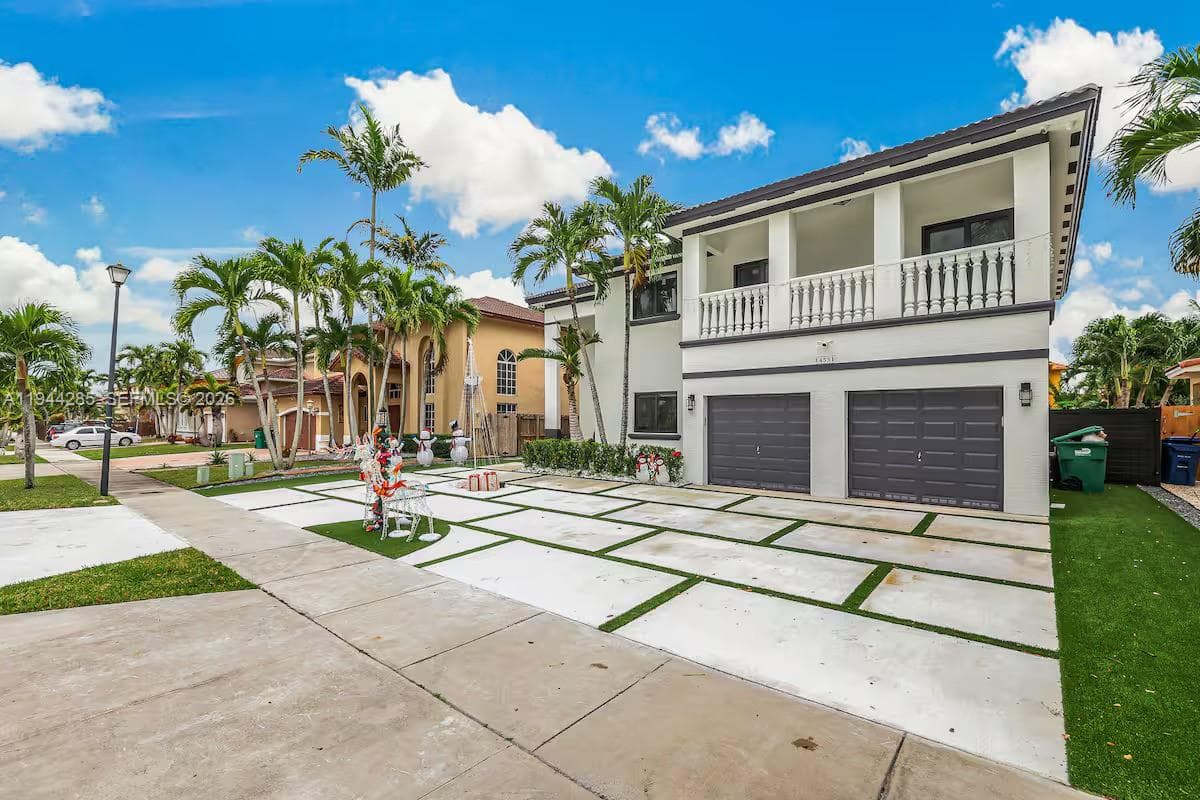 14551 SW 158th Ct, Miami FL 33196 — 3