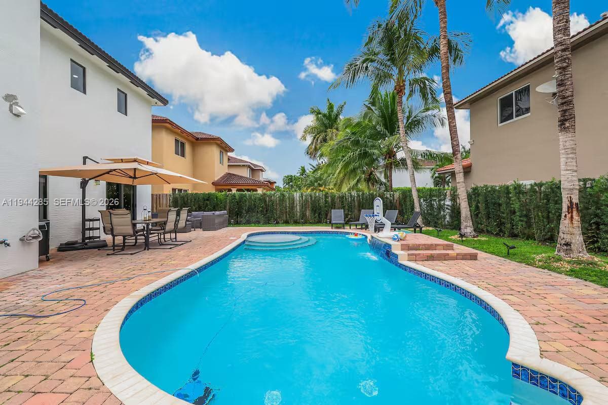 14551 SW 158th Ct, Miami FL 33196 — 36