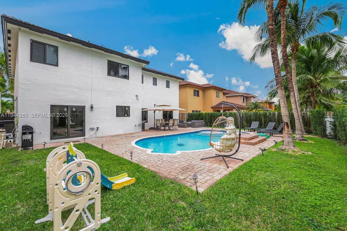 14551 SW 158th Ct, Miami FL 33196 — 33