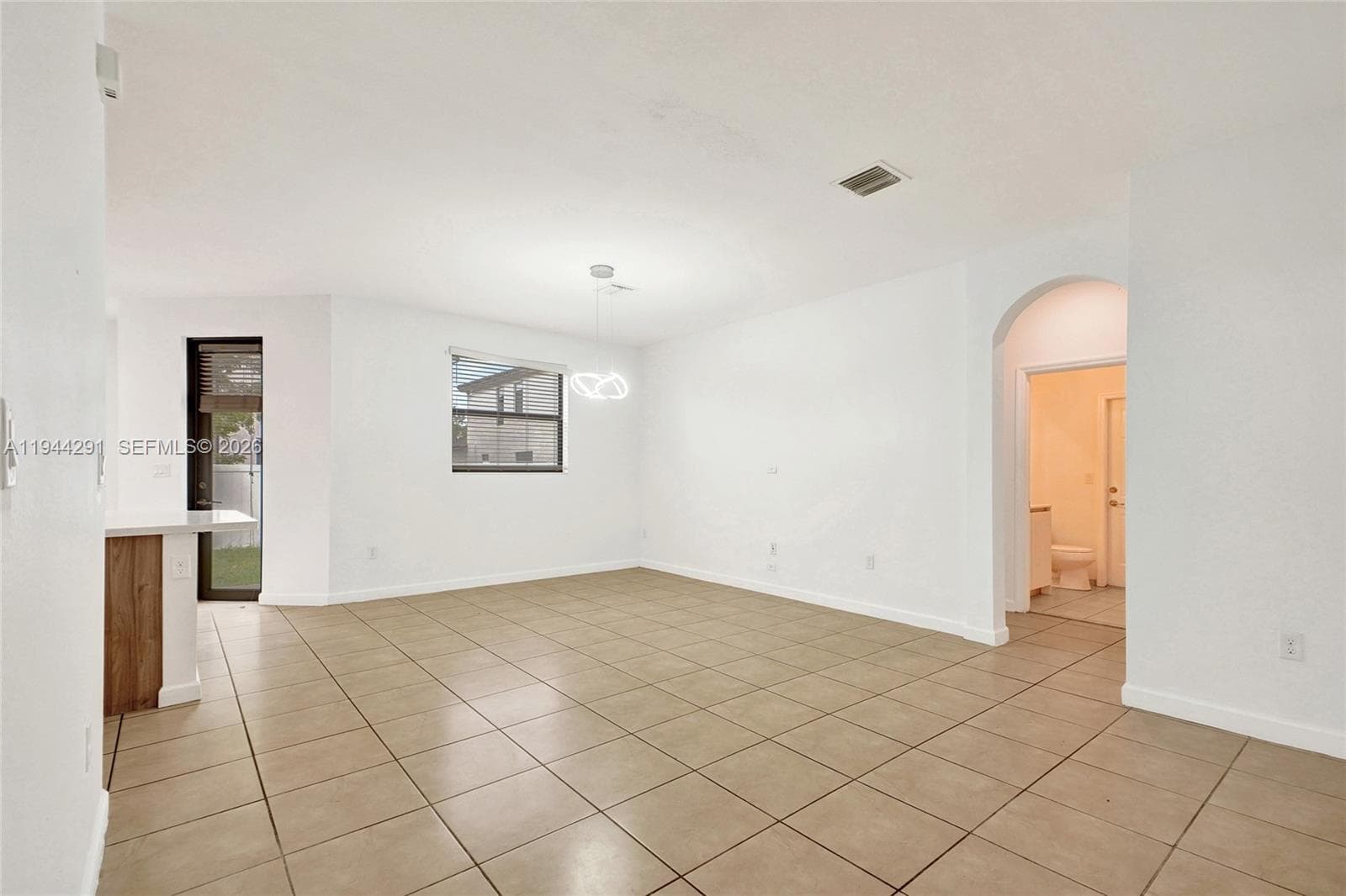 3504 W 94th St, Hialeah FL 33018 — 7