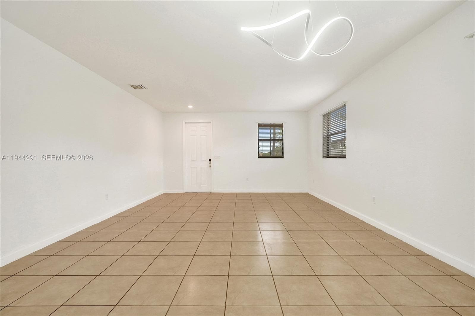 3504 W 94th St, Hialeah FL 33018 — 5