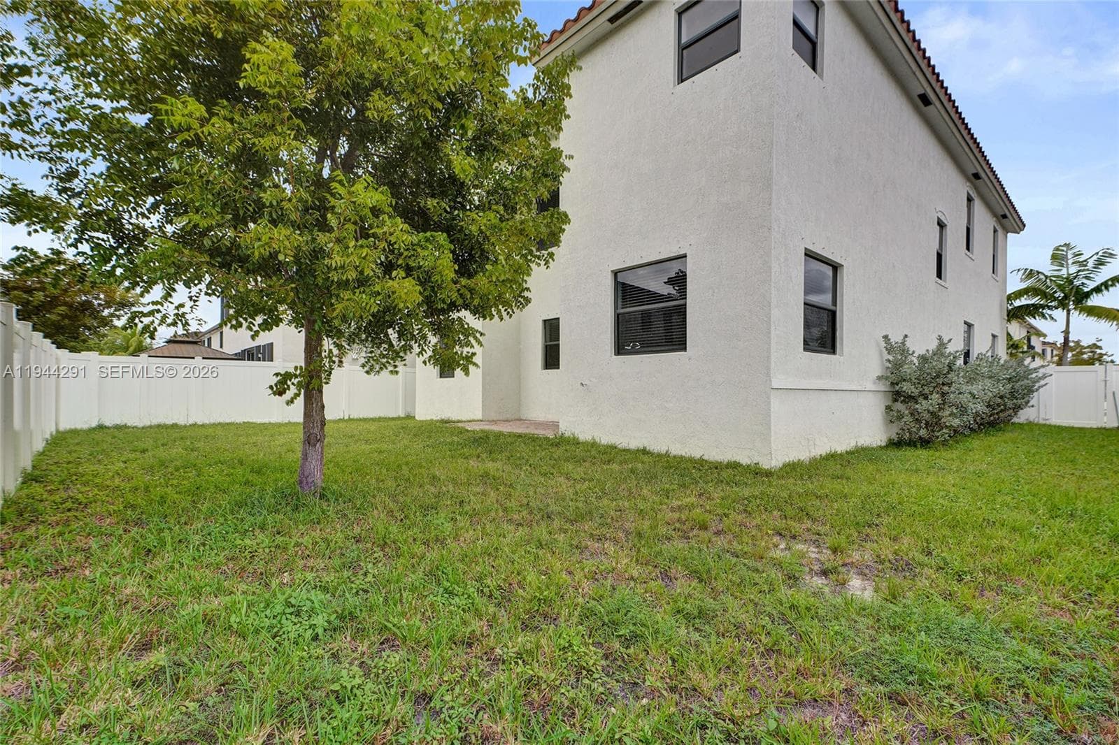 3504 W 94th St, Hialeah FL 33018 — 60