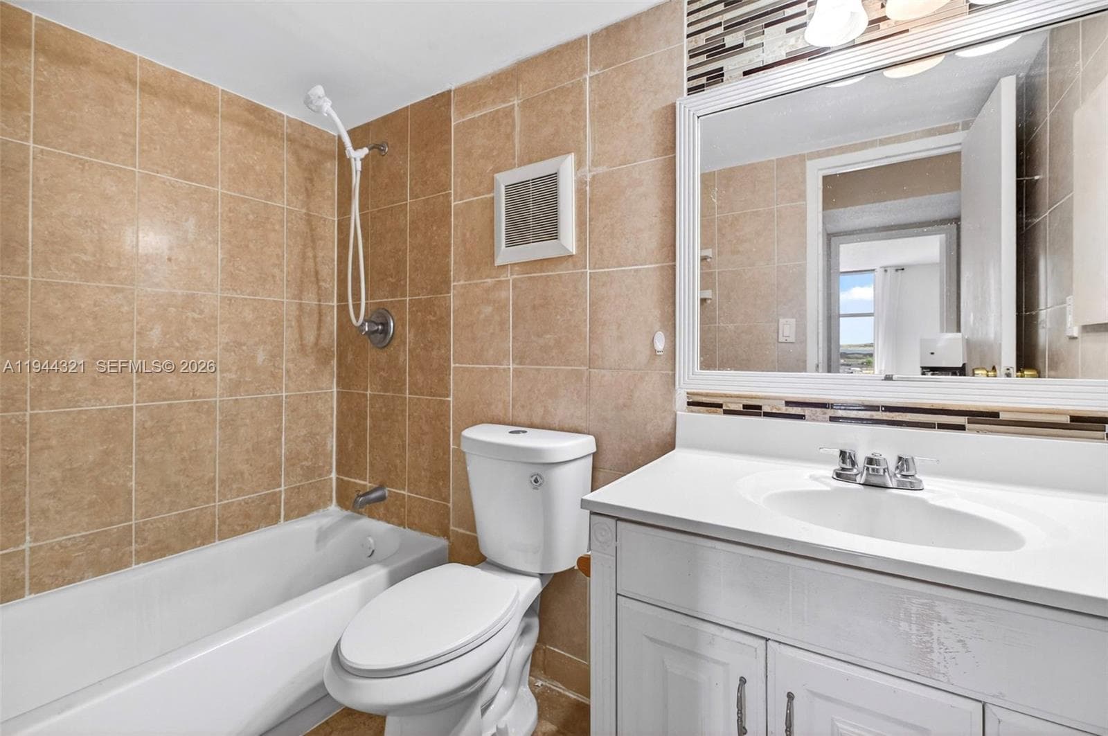 16851 NE 23rd Avenue # 619, North Miami Beach FL 33160 — 13