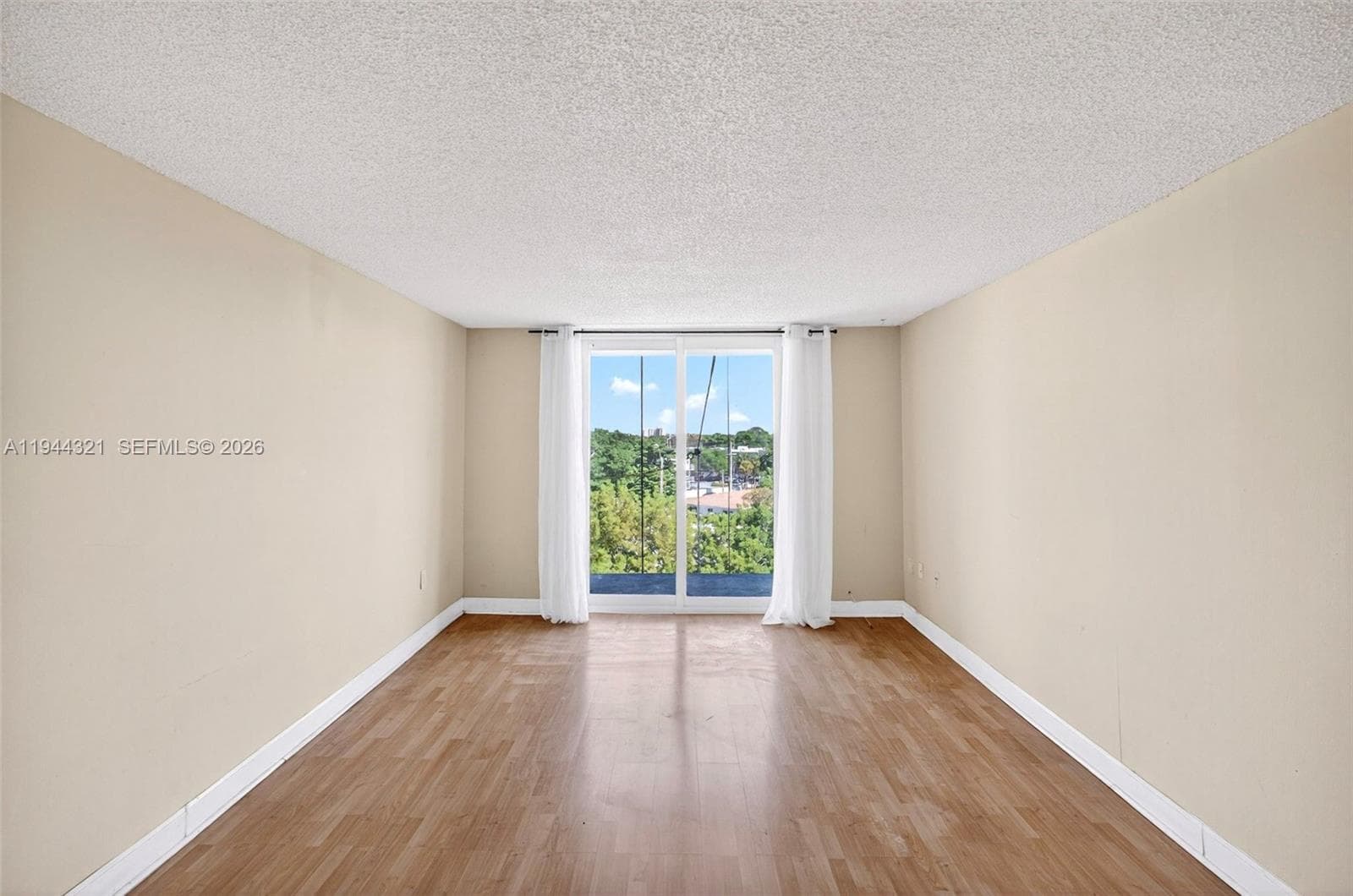 16851 NE 23rd Avenue # 619, North Miami Beach FL 33160 — 3
