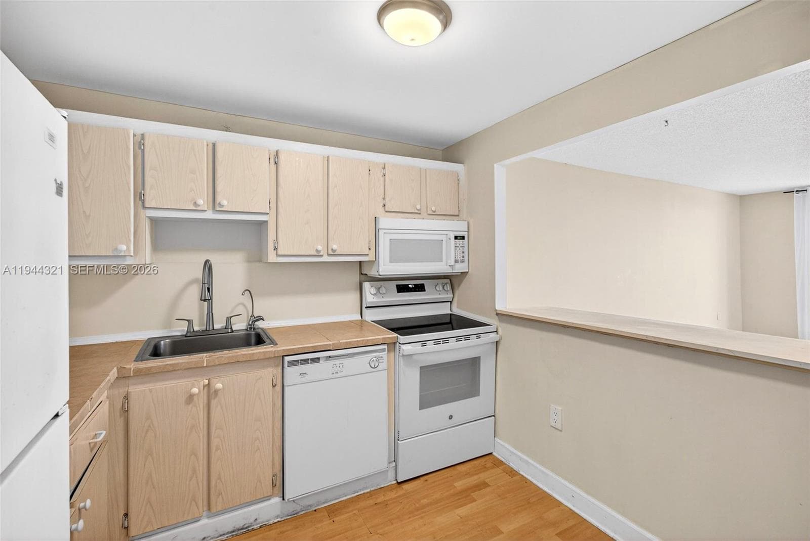 16851 NE 23rd Avenue # 619, North Miami Beach FL 33160 — 10