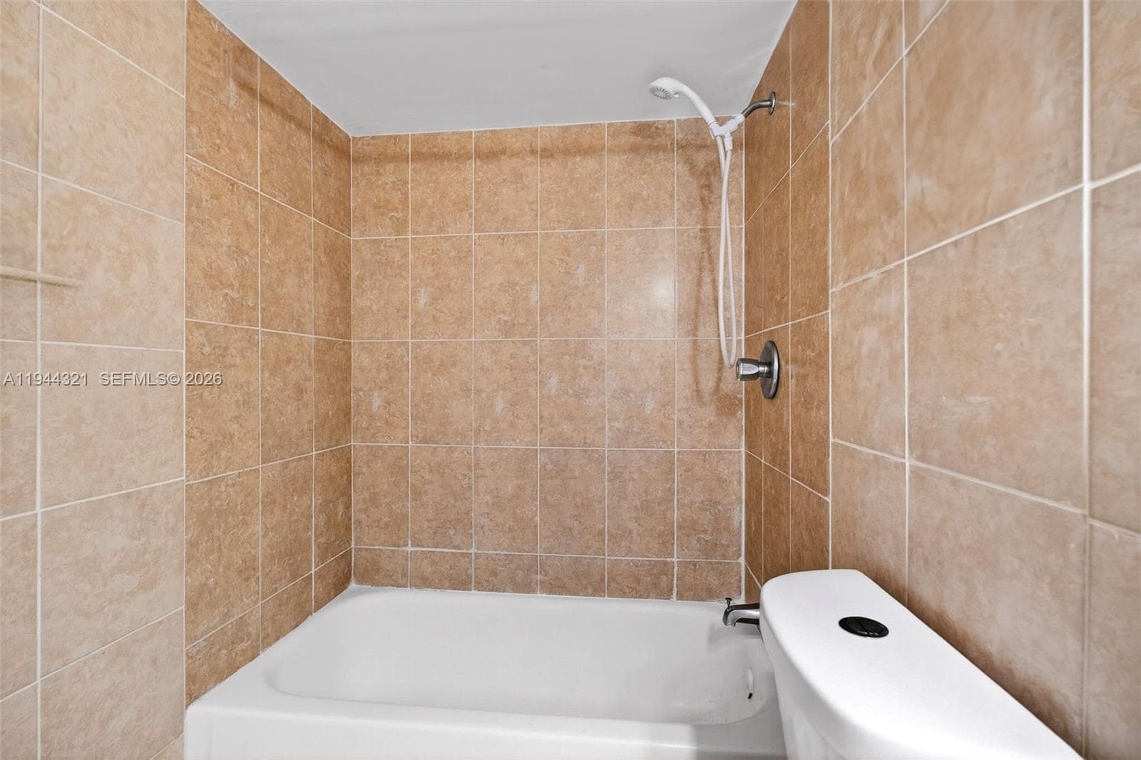 16851 NE 23rd Avenue # 619, North Miami Beach FL 33160 — 14