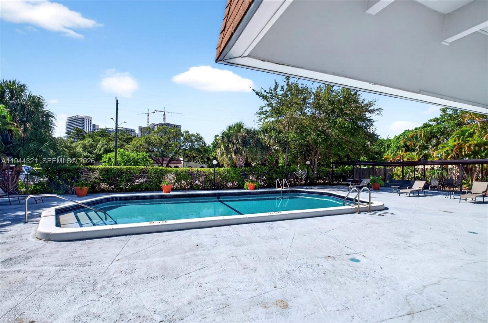 16851 NE 23rd Avenue # 619, North Miami Beach FL 33160 — 19