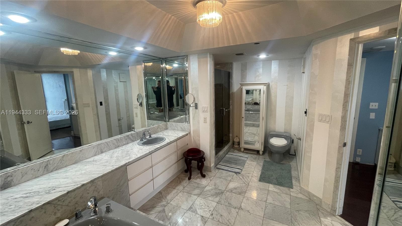 4000 Island Blvd # 1105, Aventura FL 33160 — 23