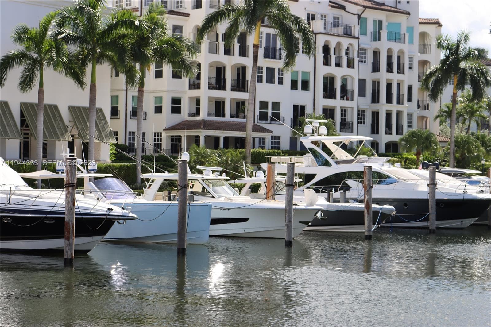 4000 Island Blvd # 1105, Aventura FL 33160 — 37