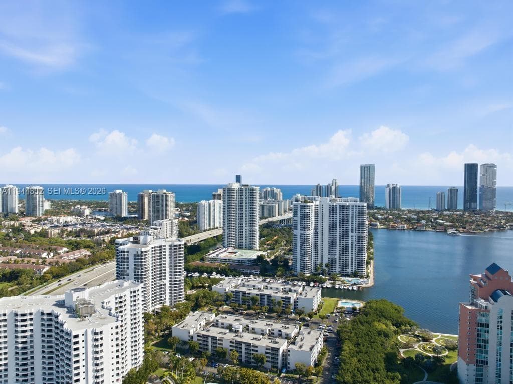 3350 NE 192nd St # B, Aventura FL 33180 — 24