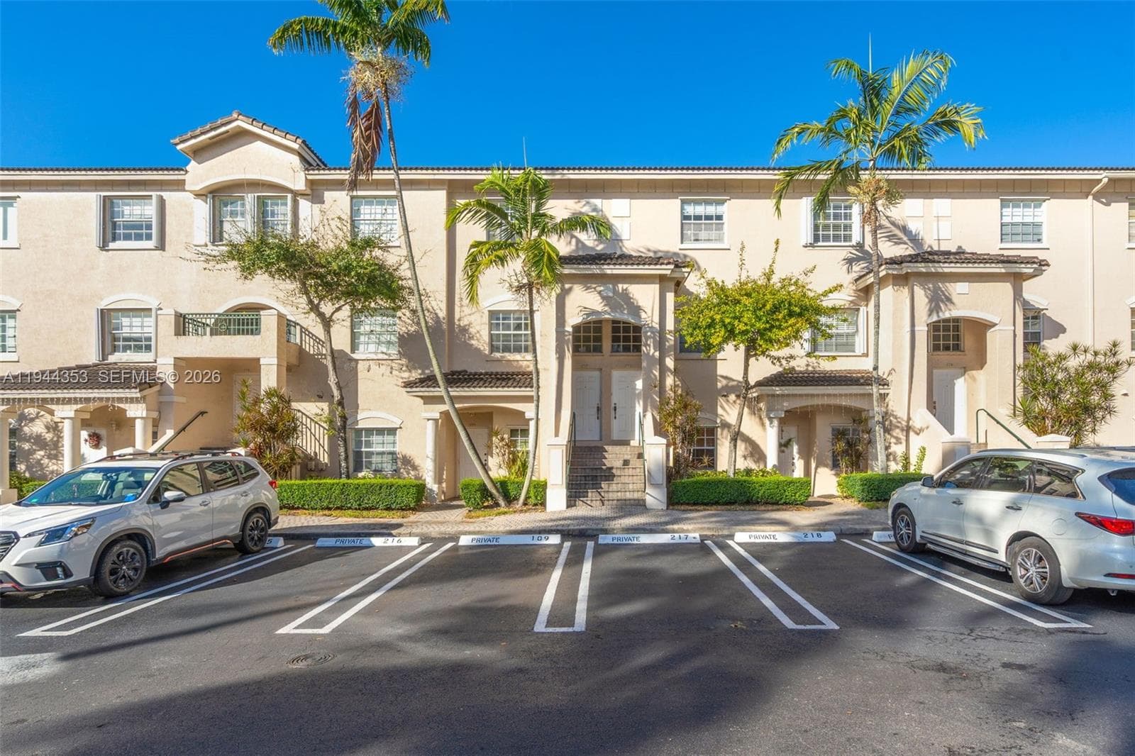 5670 NW 116th Ave # 219, Doral FL 33178 — 1