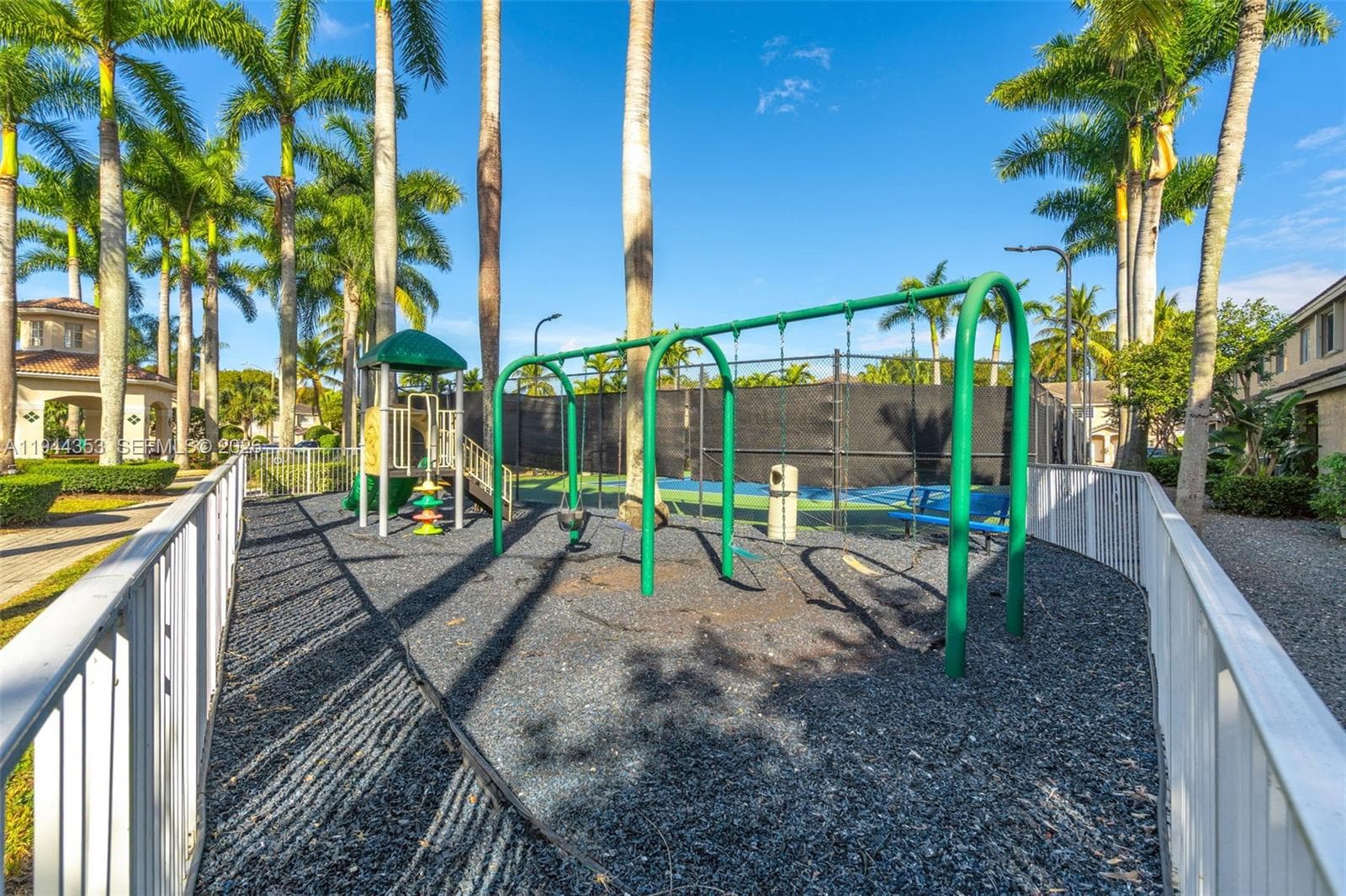 5670 NW 116th Ave # 219, Doral FL 33178 — 24