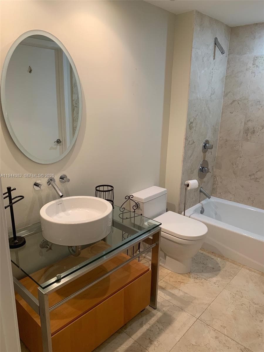 6000 Collins Ave unit 136, Miami Beach FL 33140 — 13