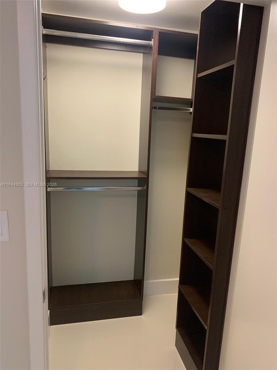 6000 Collins Ave unit 136, Miami Beach FL 33140 — 12