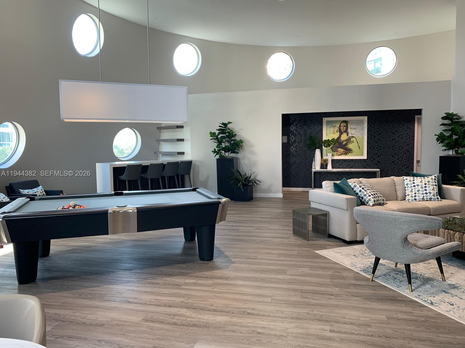 6000 Collins Ave unit 136, Miami Beach FL 33140 — 24