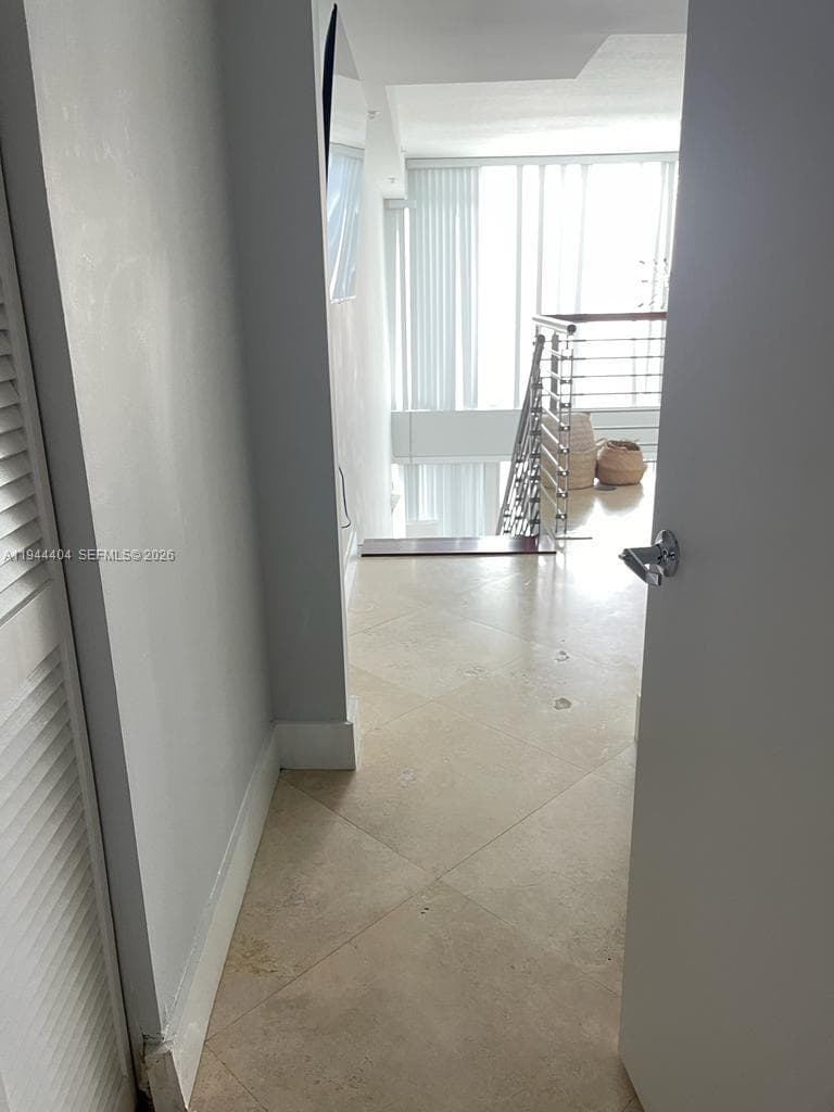 41 SE 5th St # 1215, Miami FL 33131 — 5