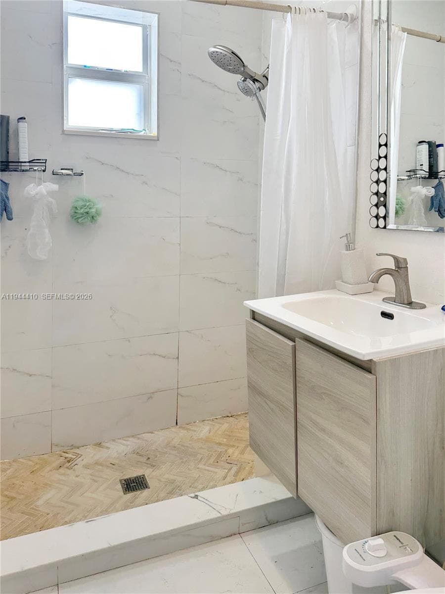 971 79th Ter, Miami Beach FL 33141 — 7