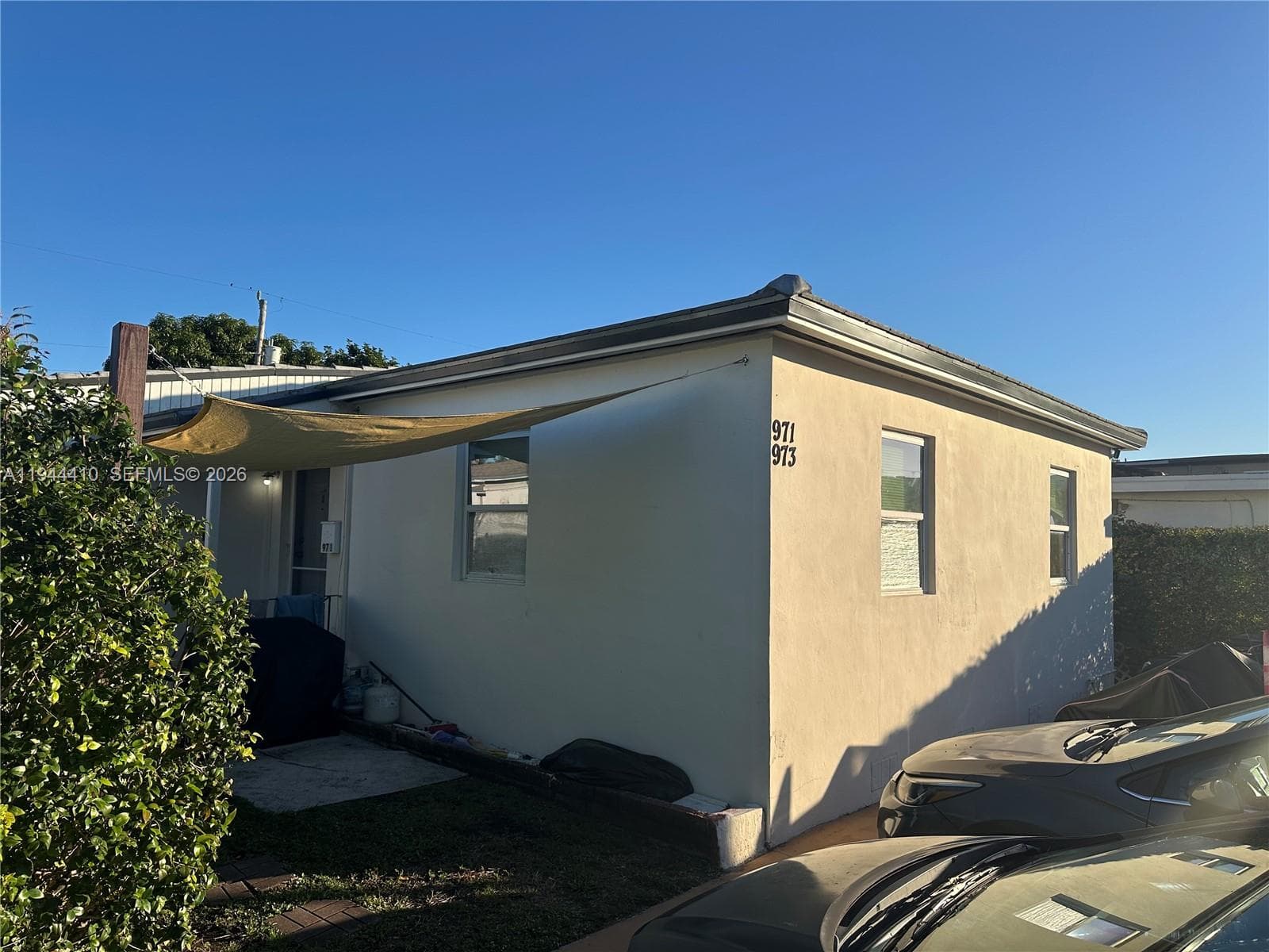 971 79th Ter, Miami Beach FL 33141 — 9