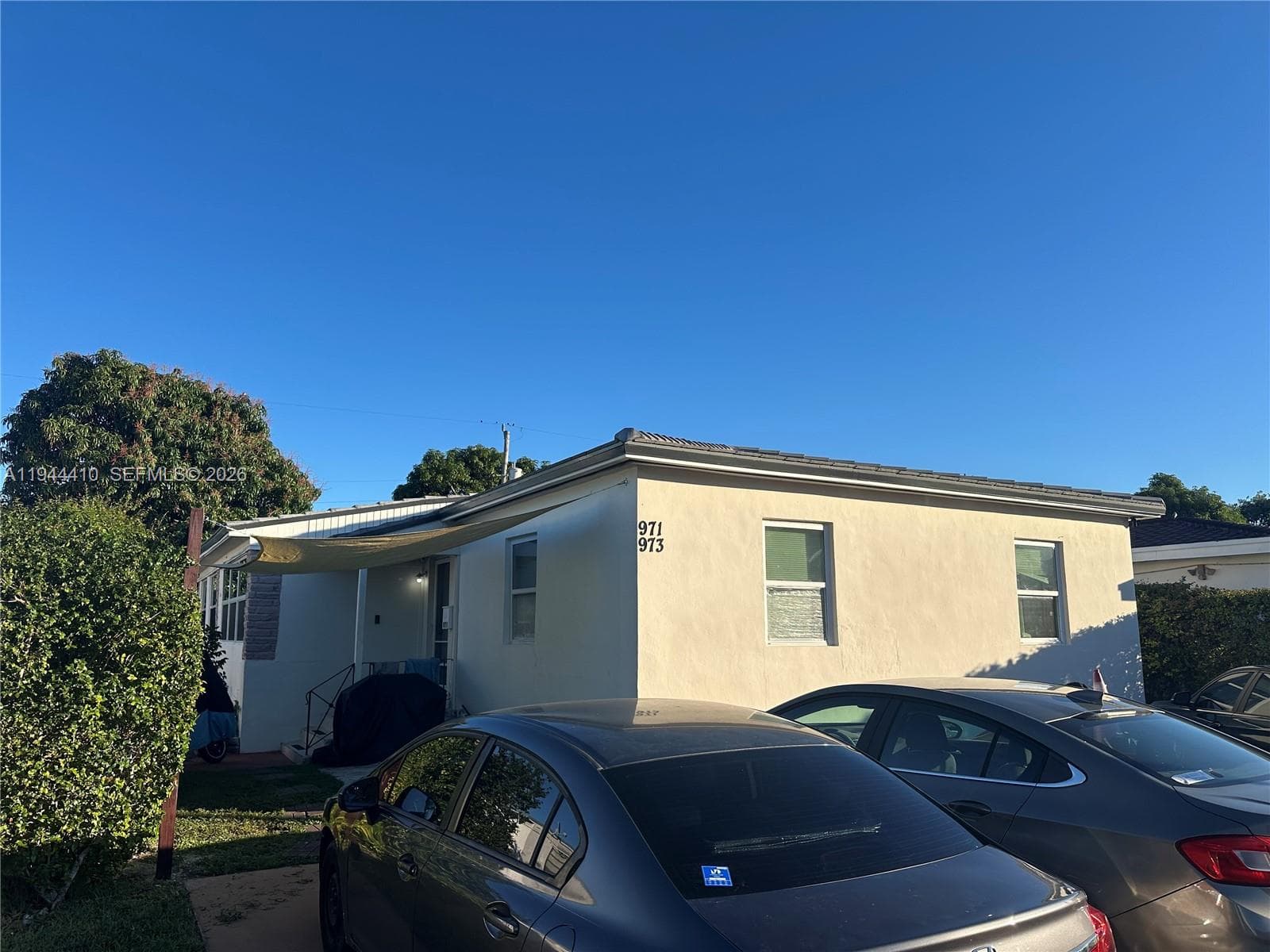 971 79th Ter, Miami Beach FL 33141 — 8