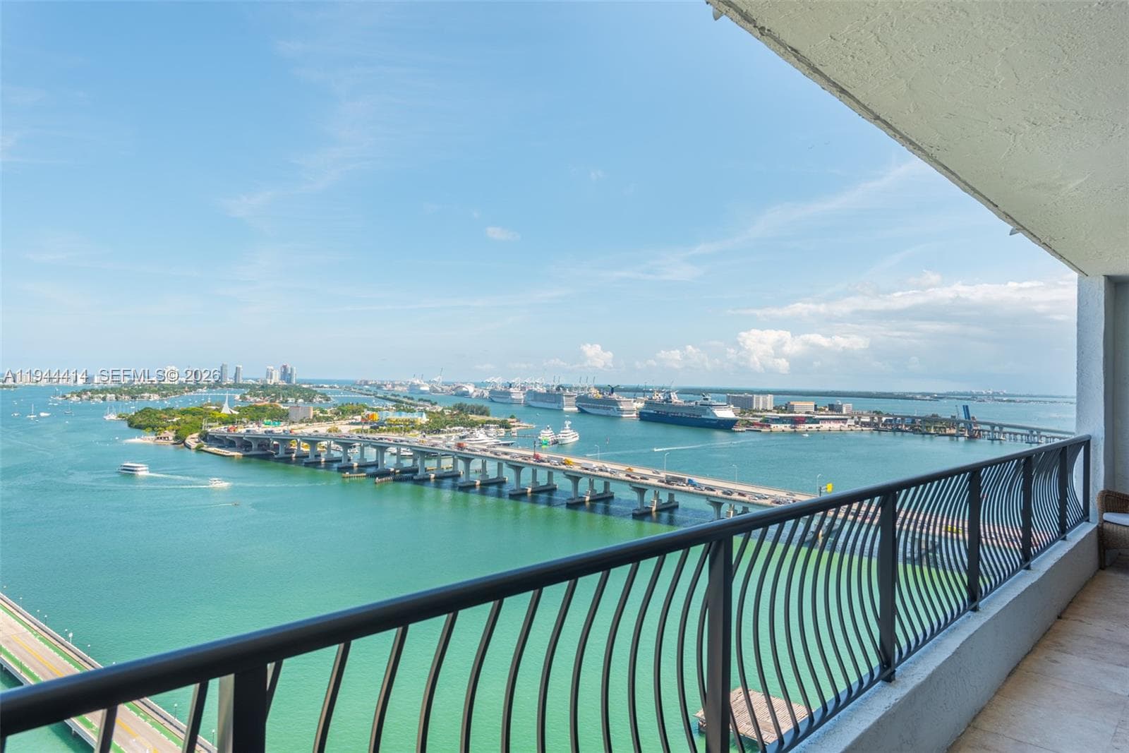 555 NE 15th St # 26B, Miami FL 33132 — 20