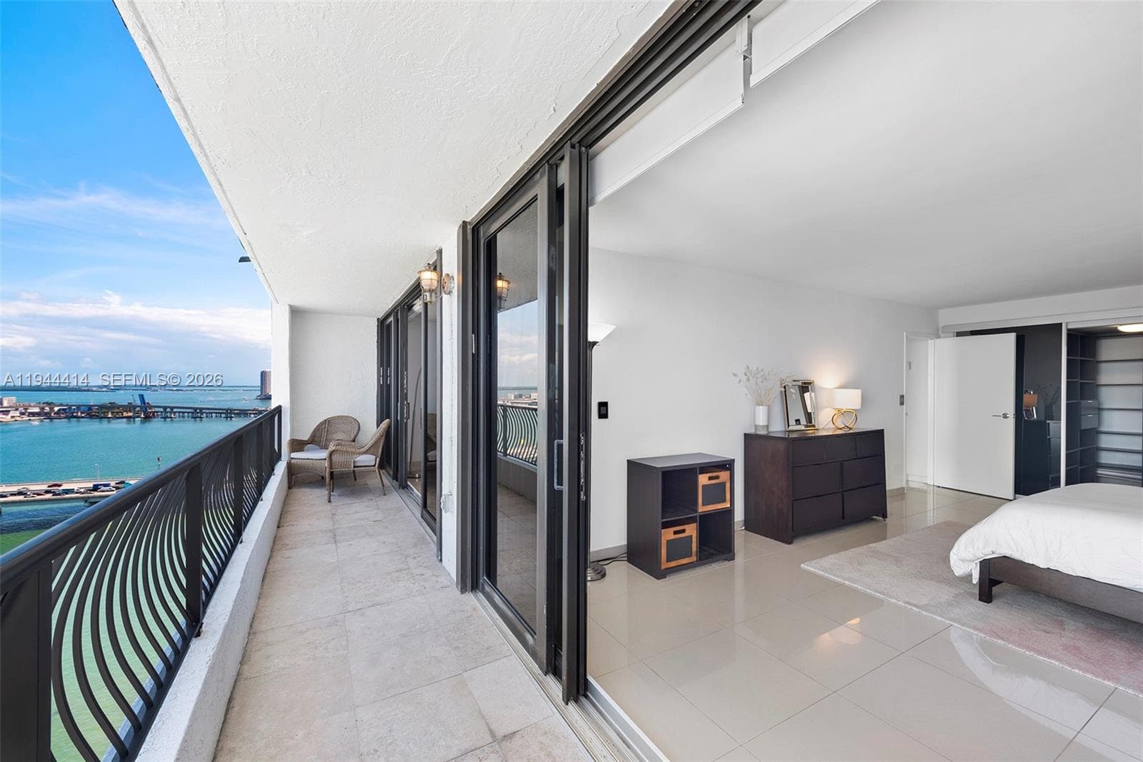 555 NE 15th St # 26B, Miami FL 33132 — 18