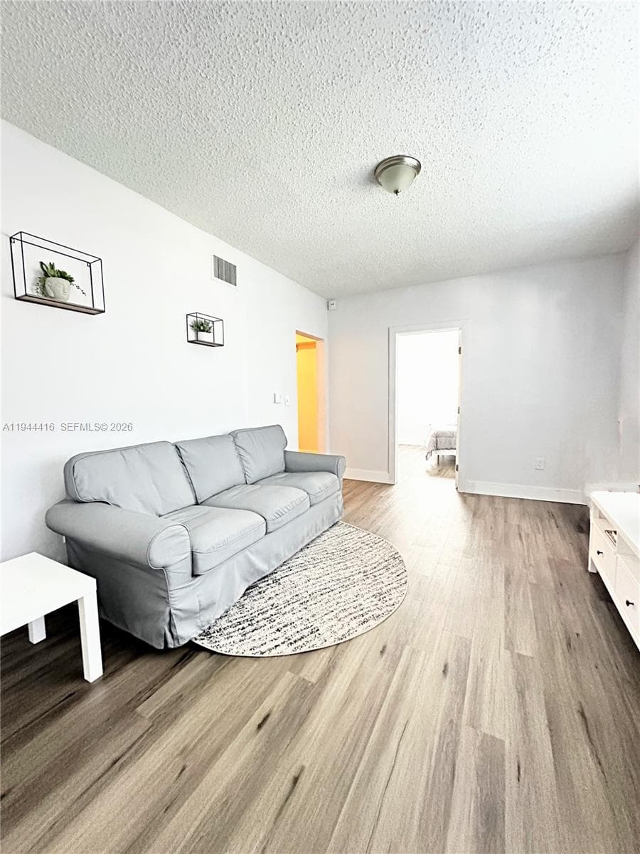 1821 NW 33rd  St, Miami FL 33142 — 1
