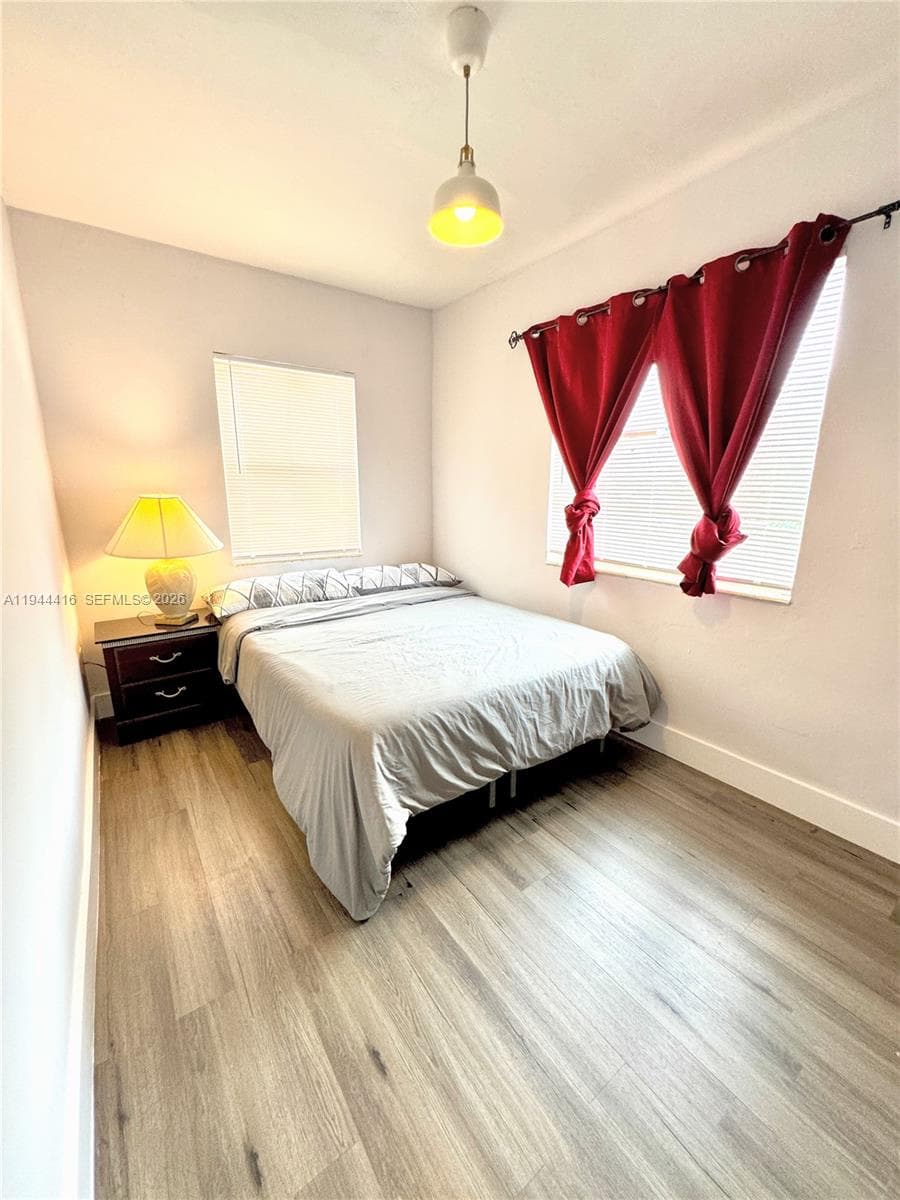1821 NW 33rd  St, Miami FL 33142 — 8
