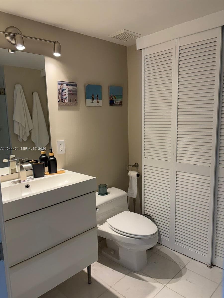 Mystic Pointe Condo No Th, Aventura, FL — 23