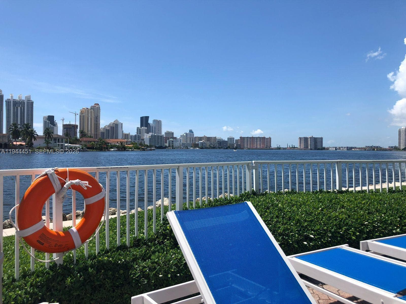 Mystic Pointe Condo No Th, Aventura, FL — 34