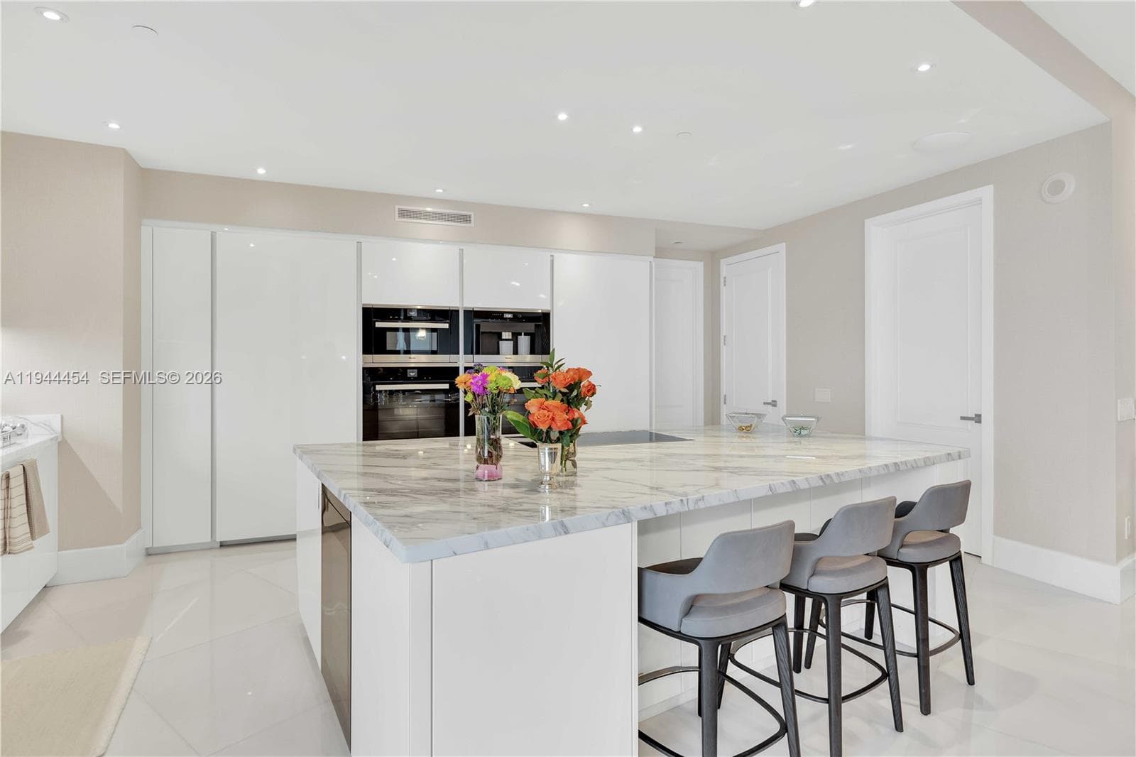 18555 Collins Ave # 4601, Sunny Isles Beach FL 33160 — 13