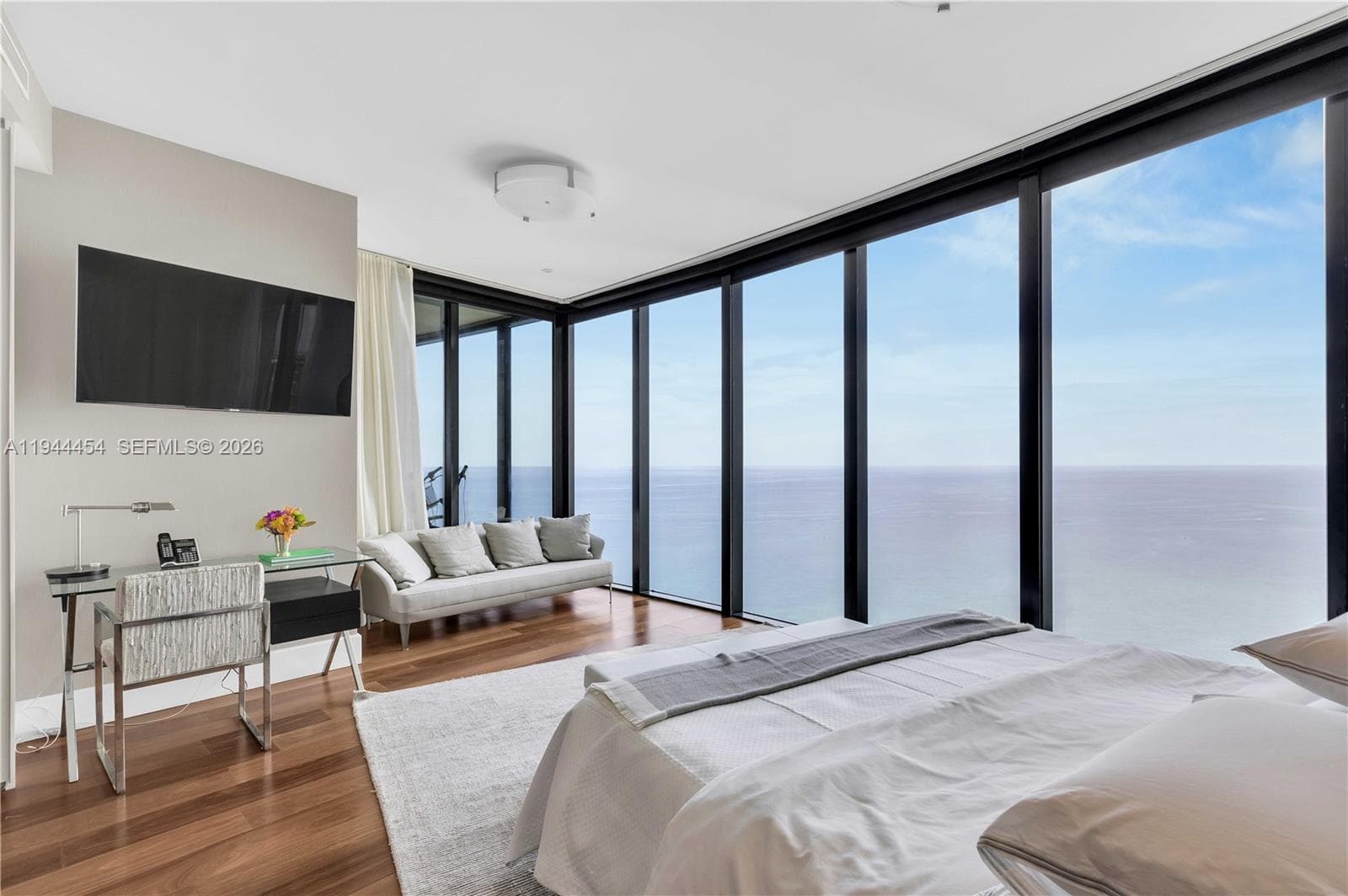 18555 Collins Ave # 4601, Sunny Isles Beach FL 33160 — 22