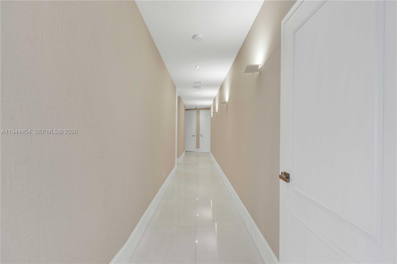 18555 Collins Ave # 4601, Sunny Isles Beach FL 33160 — 28
