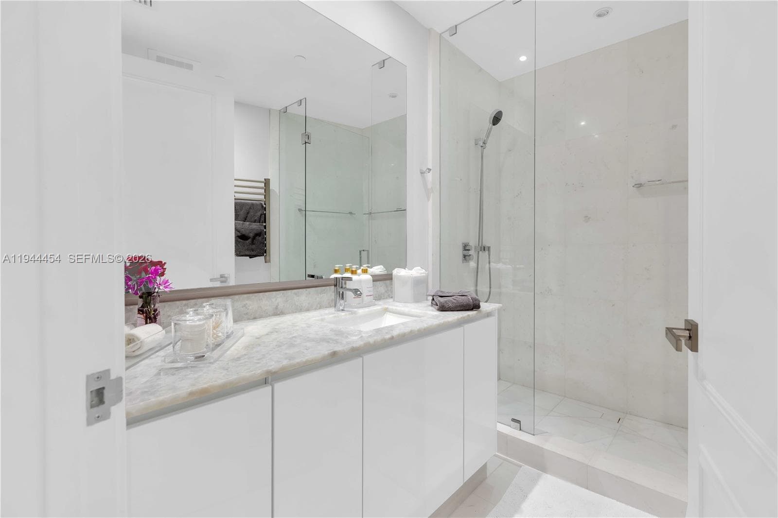 18555 Collins Ave # 4601, Sunny Isles Beach FL 33160 — 41