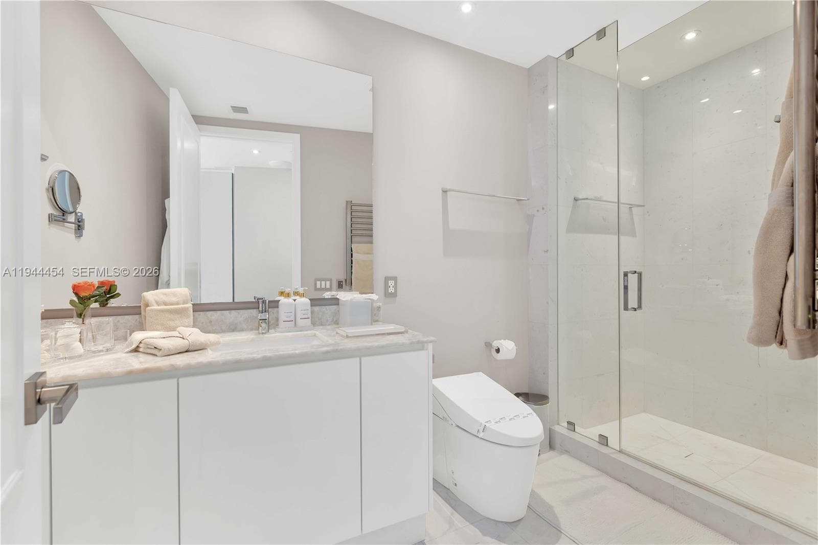 18555 Collins Ave # 4601, Sunny Isles Beach FL 33160 — 35