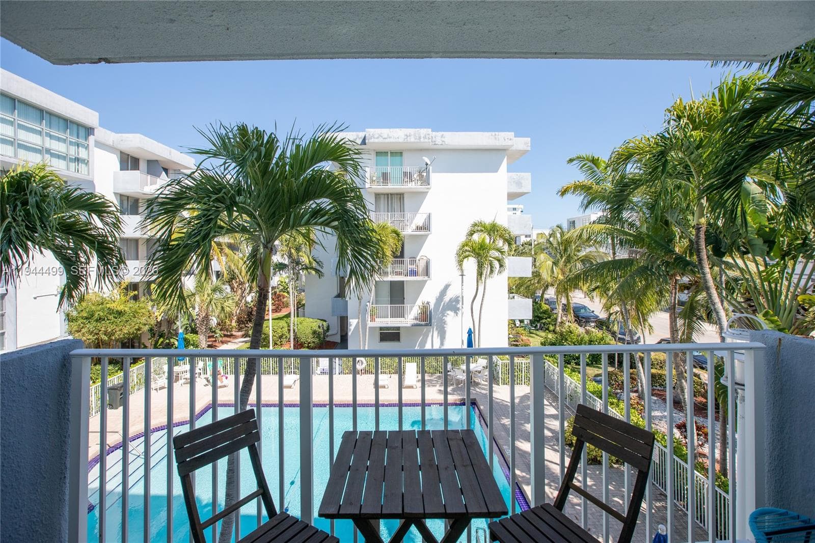 1801 S Treasure Dr # 321, North Bay Village FL 33141 — 1