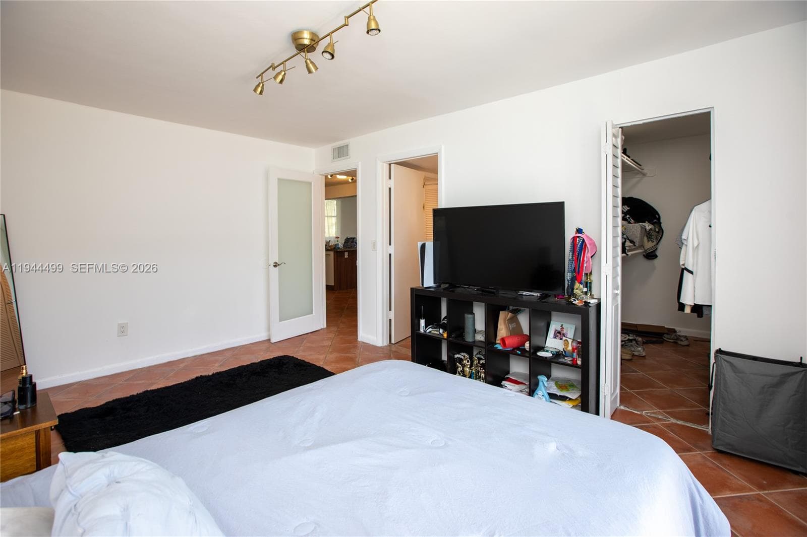 1801 S Treasure Dr # 321, North Bay Village FL 33141 — 24