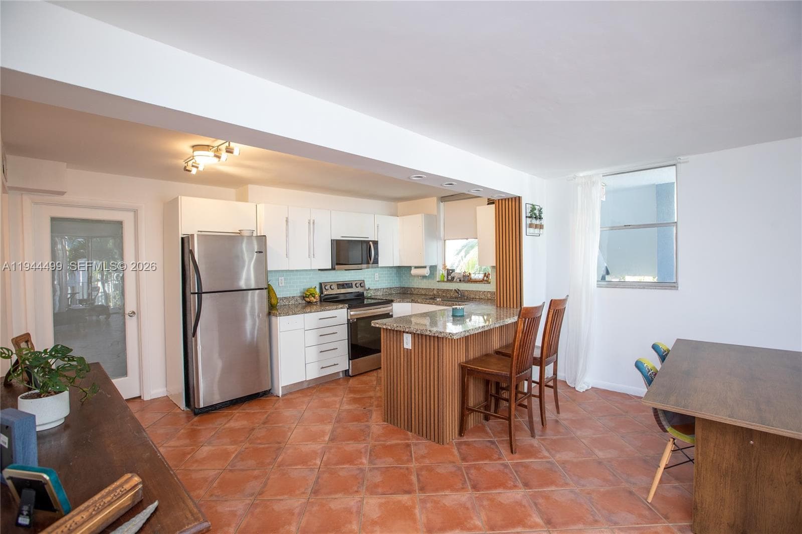 1801 S Treasure Dr # 321, North Bay Village FL 33141 — 34