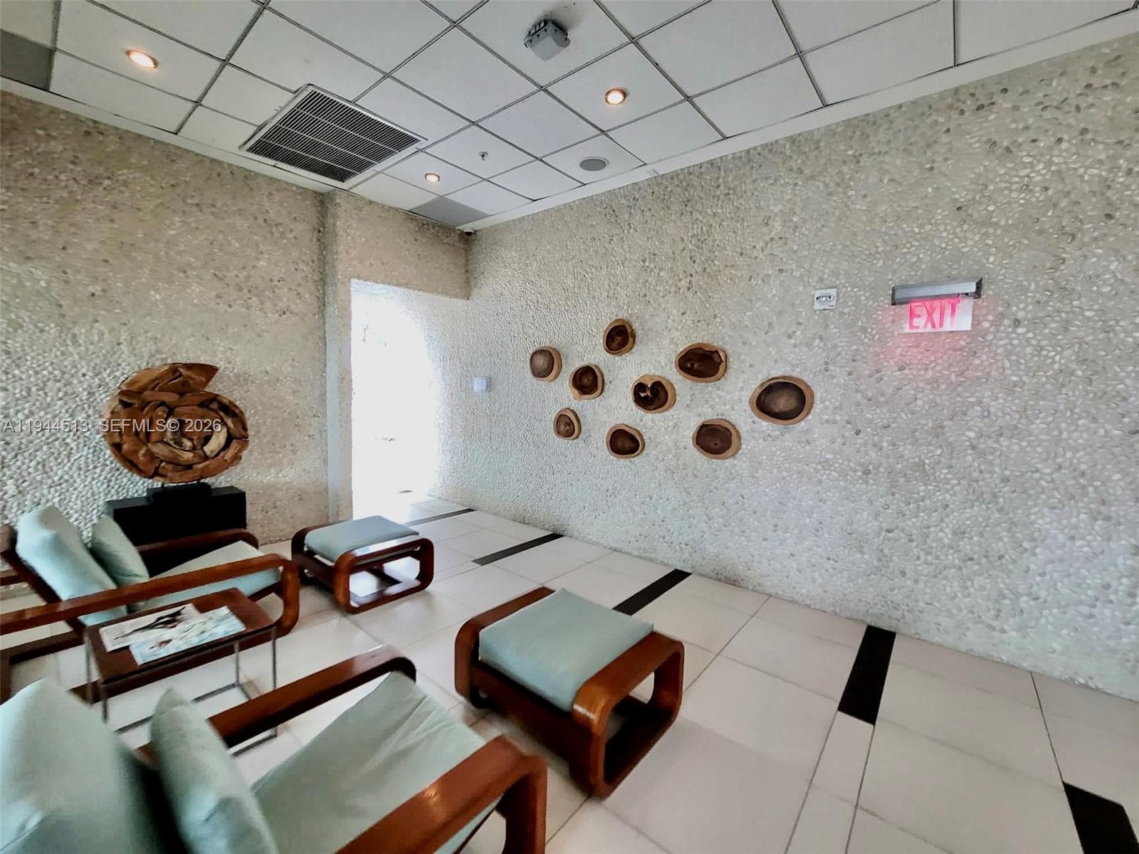 92 SW 3rd St # 1808, Miami FL 33130 — 42