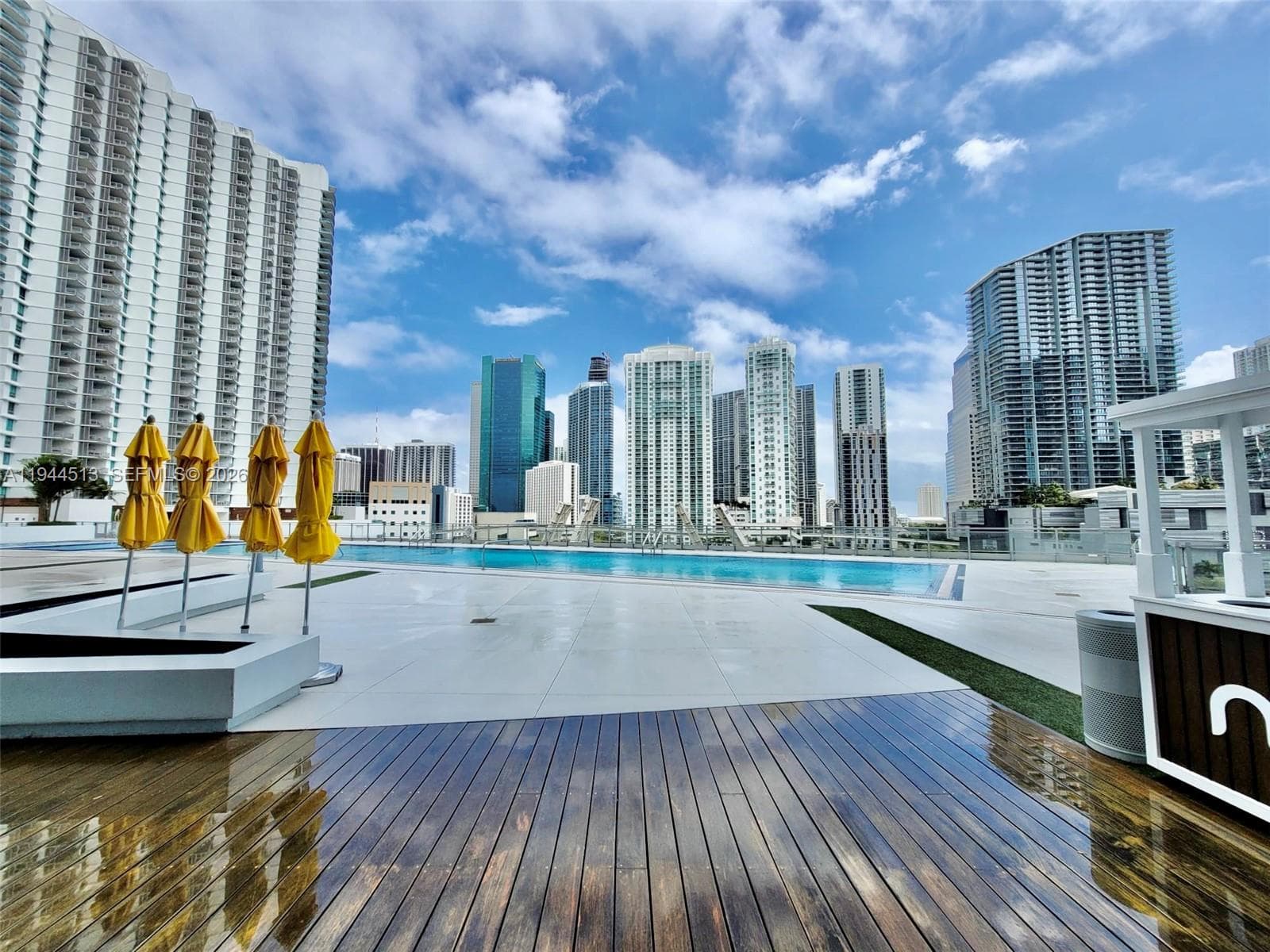 92 SW 3rd St # 1808, Miami FL 33130 — 20