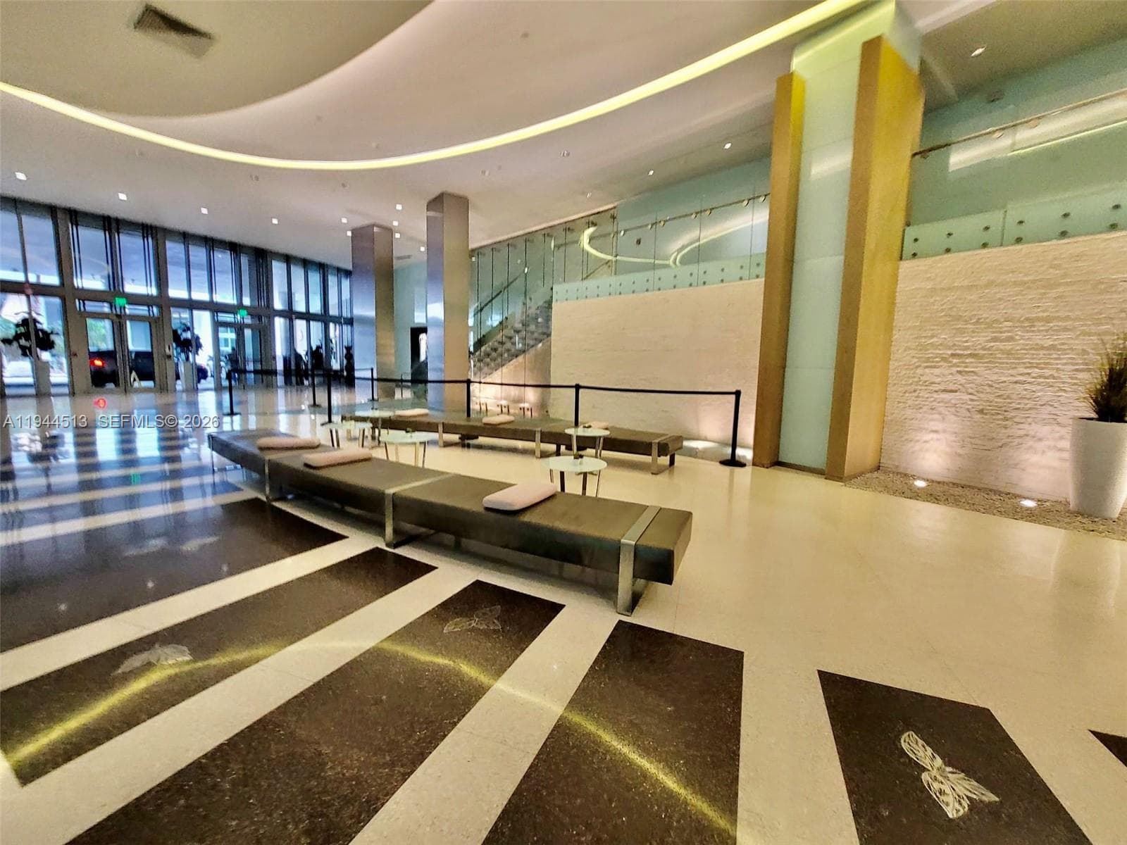 92 SW 3rd St # 1808, Miami FL 33130 — 45
