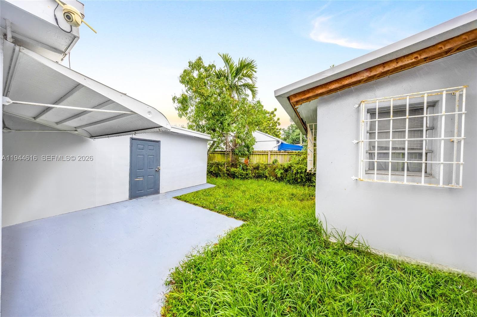 943 SW 9th Ave, Miami FL 33130 — 12