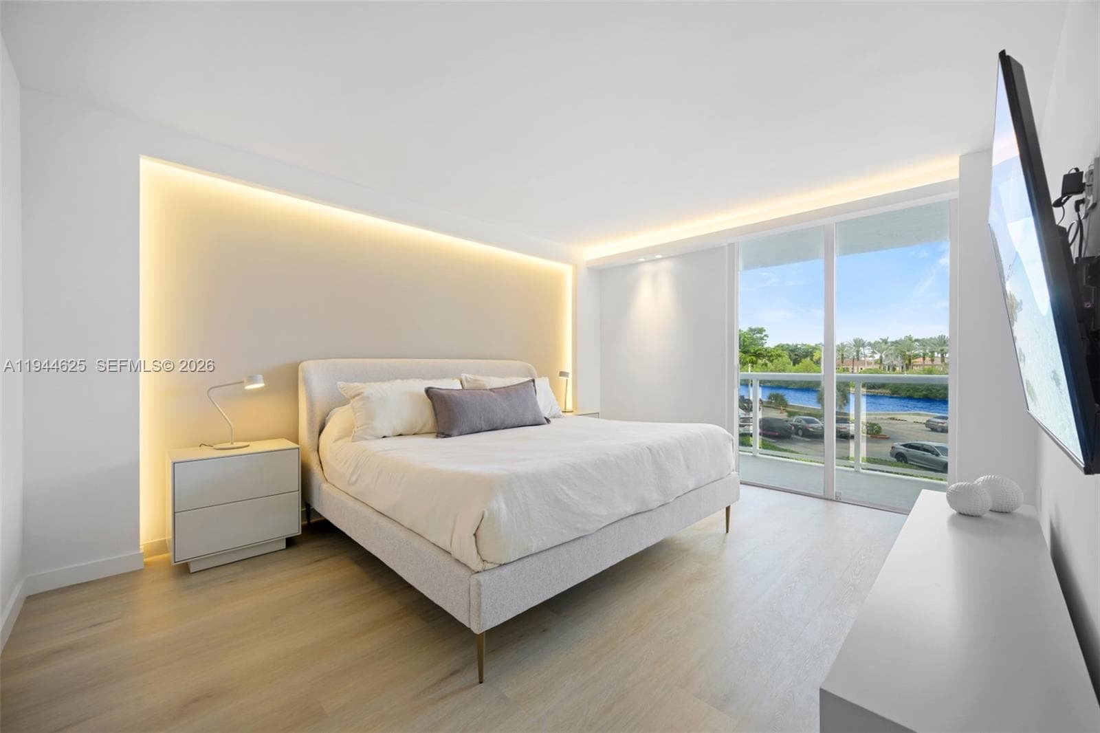 20505 E Country Club Dr # 231, Aventura FL 33180 — 12