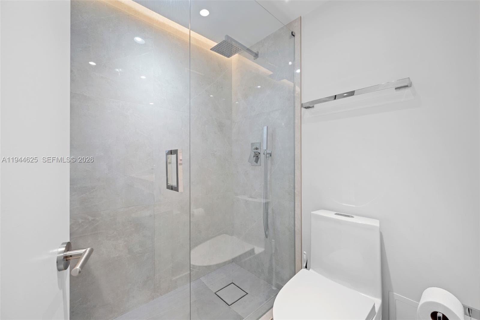 20505 E Country Club Dr # 231, Aventura FL 33180 — 15